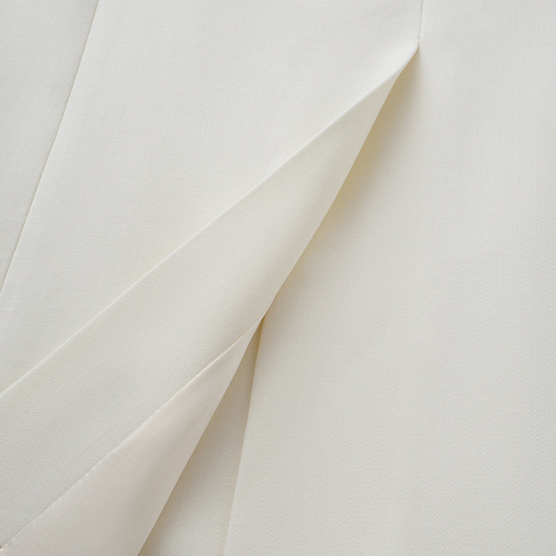 “Westminster Weekdays." 義大利頂級羊毛修身西裝外套—Dewed Jasmine晨露白茉