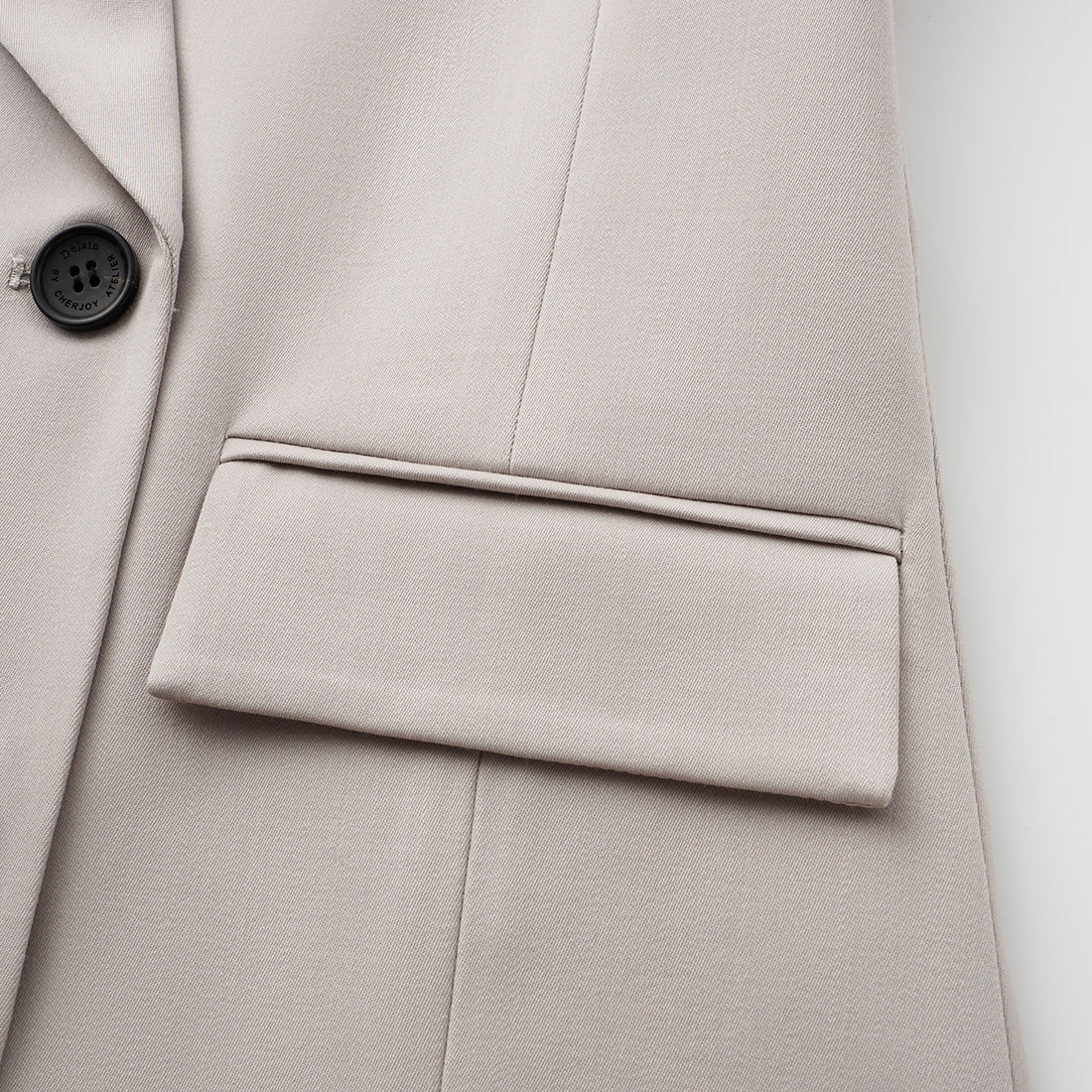 “Westminster Weekdays." 義大利頂級羊毛修身西裝外套—Iris Ash銀霧鳶尾