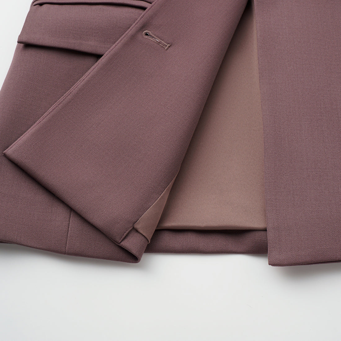 “Westminster Weekdays." 義大利頂級羊毛修身西裝外套—Rosewood Dusk烏木玫瑰