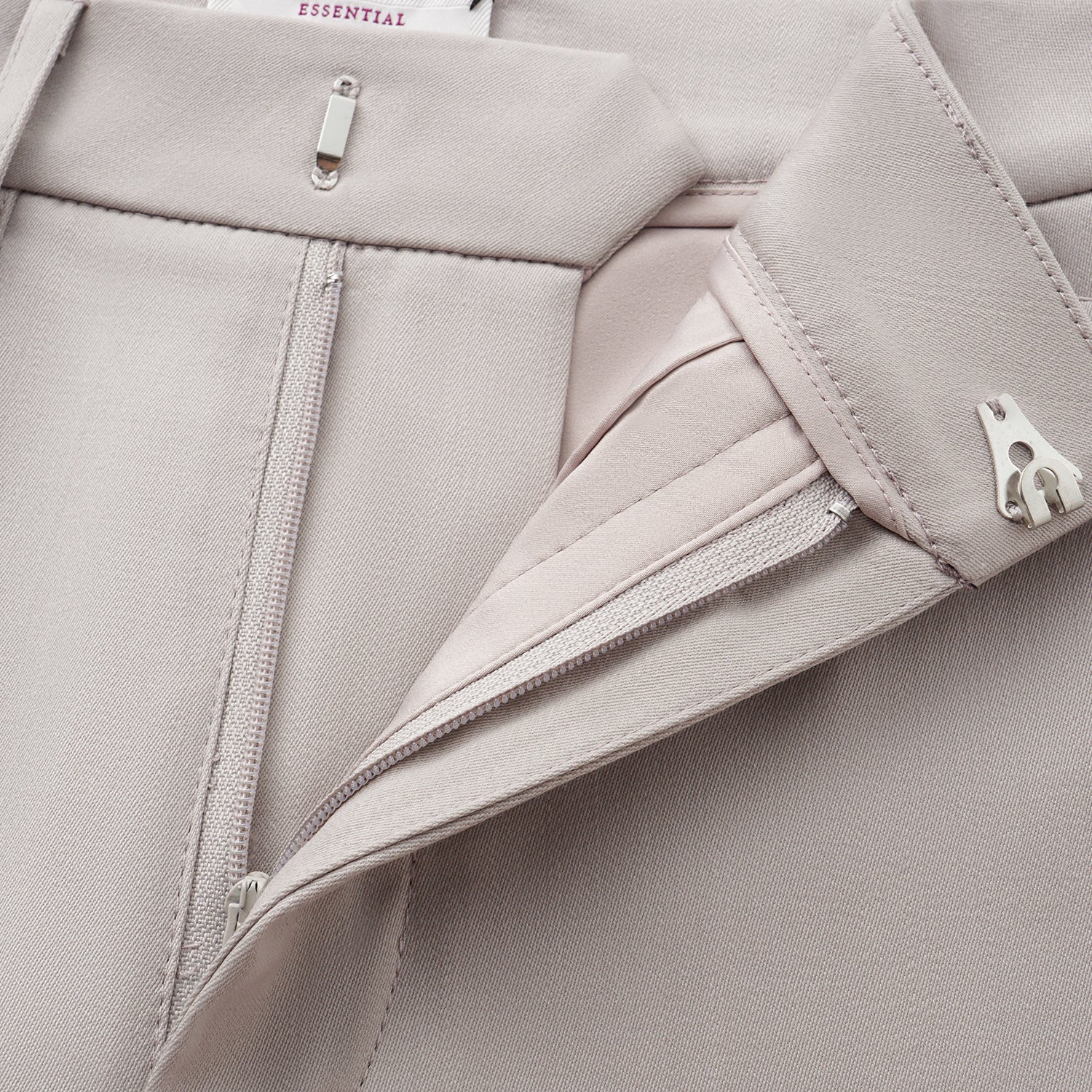 “Westminster Weekdays." 義大利頂級羊毛九分西裝褲—Iris Ash銀霧鳶尾