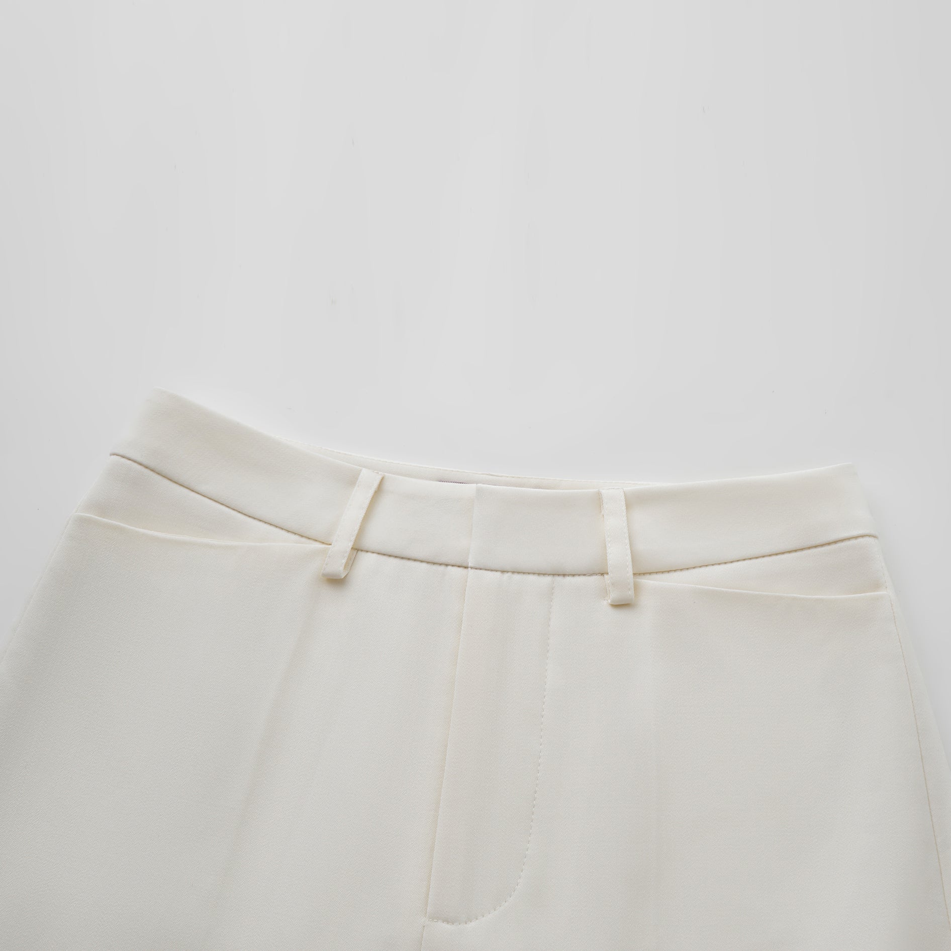 “Westminster Weekdays." 義大利頂級羊毛九分西裝褲—Dewed Jasmine晨露白茉