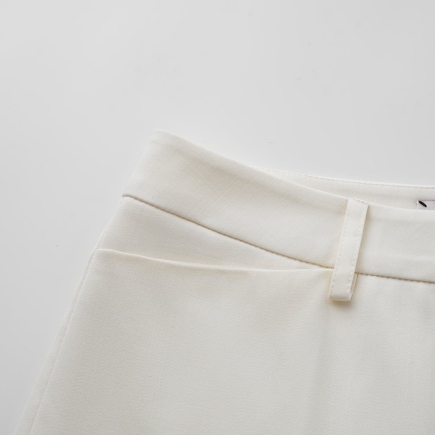“Westminster Weekdays." 義大利頂級羊毛九分西裝褲—Dewed Jasmine晨露白茉