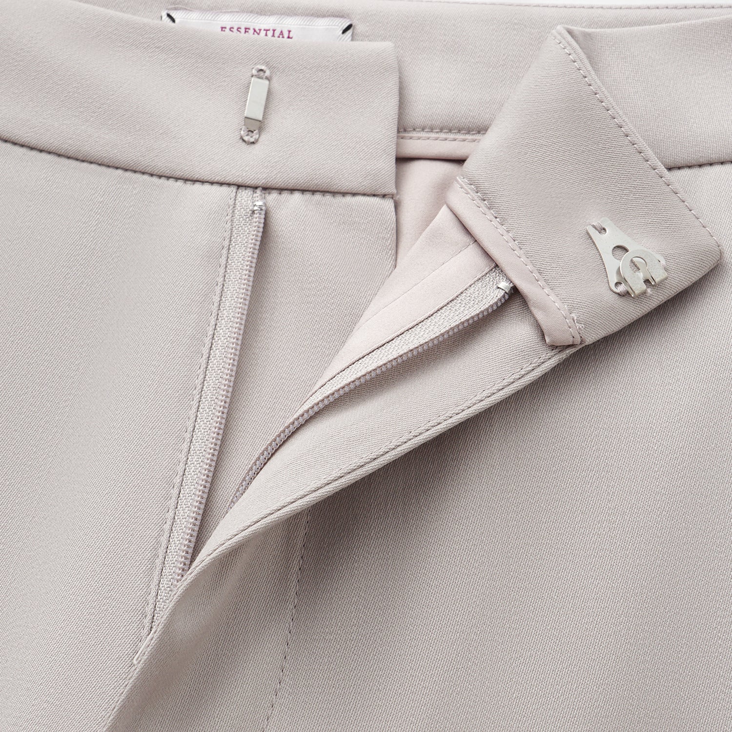 “Westminster Weekdays." 義大利頂級羊毛西裝喇叭褲—Iris Ash銀霧鳶尾