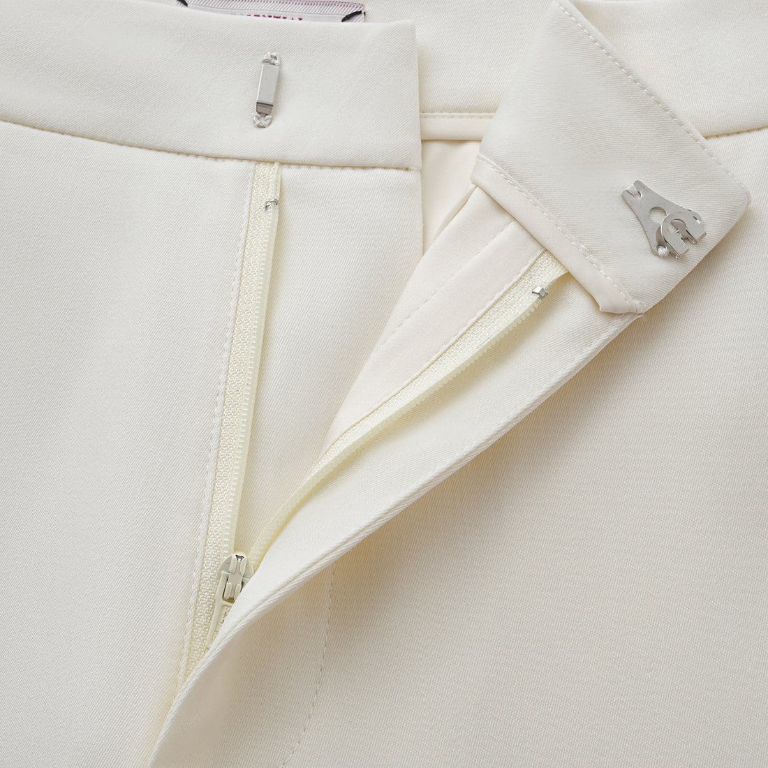 “Westminster Weekdays." 義大利頂級羊毛西裝喇叭褲——Dewed Jasmine晨露白茉