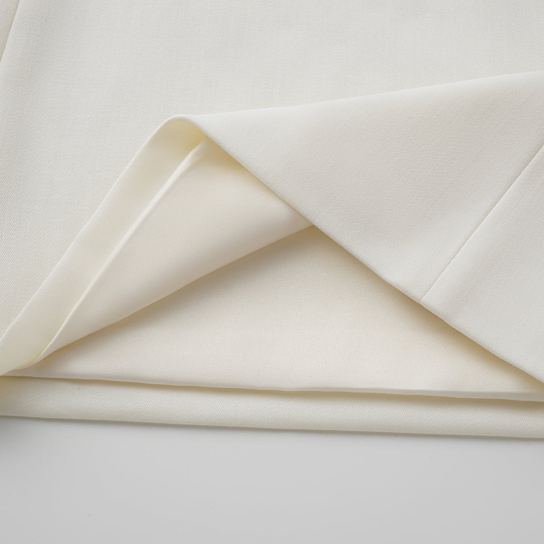 “Westminster Weekdays." 義大利頂級羊毛西裝喇叭褲——Dewed Jasmine晨露白茉