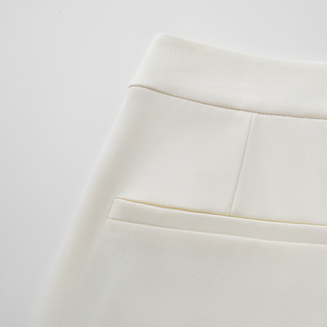 “Westminster Weekdays." 義大利頂級羊毛西裝喇叭褲——Dewed Jasmine晨露白茉