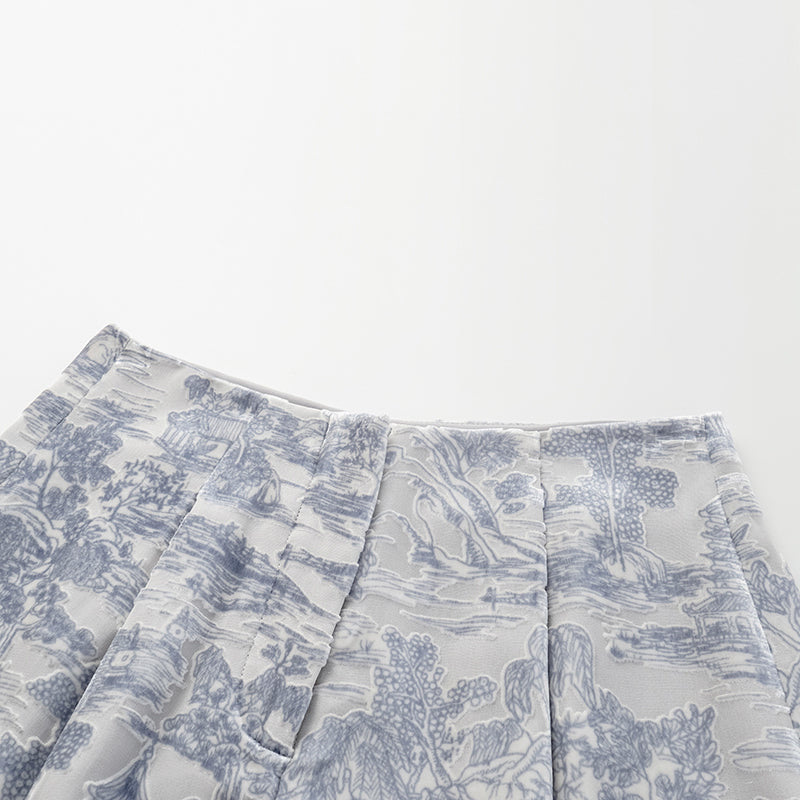 "Imperial Garden Teatime” 真絲絲絨燒花短褲—杏雨梨雲