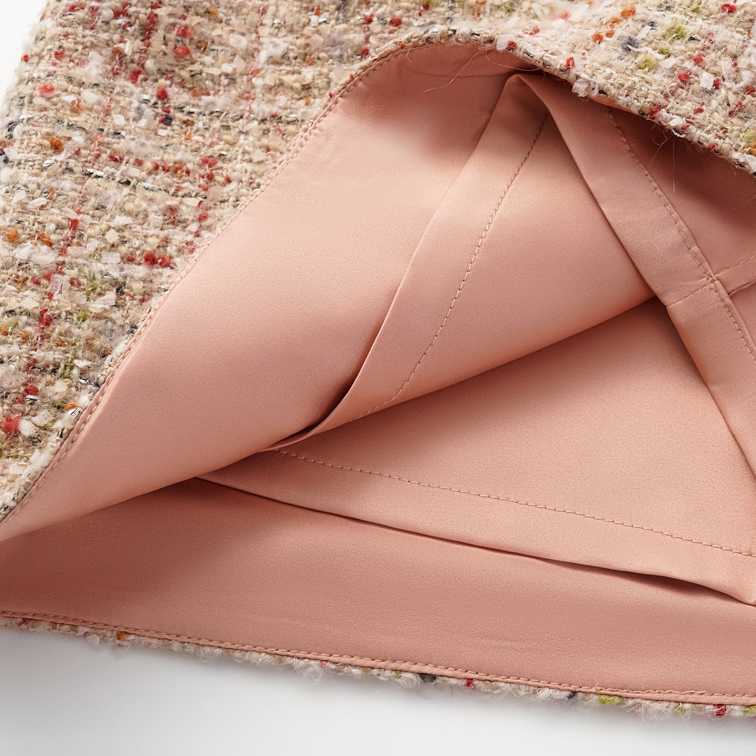 “Chelsea teatime.” Tweed skirt—Berry latte 