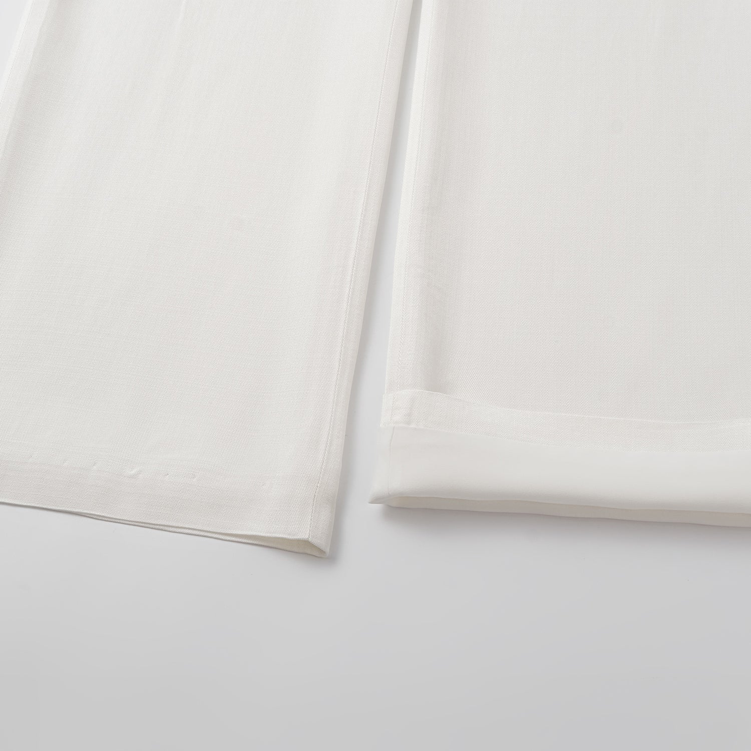 "Speak Sleek" 奢華輕薄麻感肌理醋酸立體剪裁寬褲—Ivory