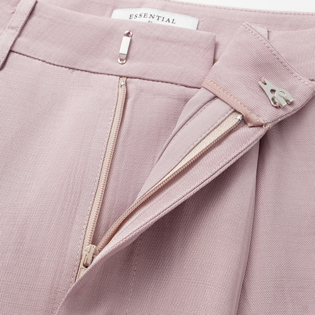 "Speak Sleek" 奢華輕薄麻感肌理醋酸立體剪裁寬褲—Pink