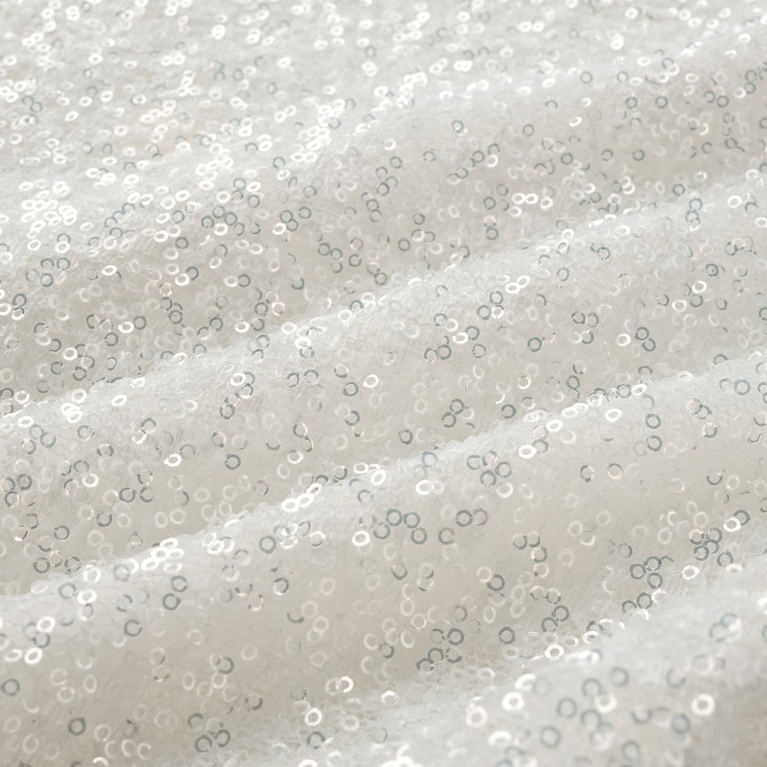 "Quiet Mastery." 法國光影畫藝繡片蕾絲上衣—Moonlit Stitch 月紗絨光