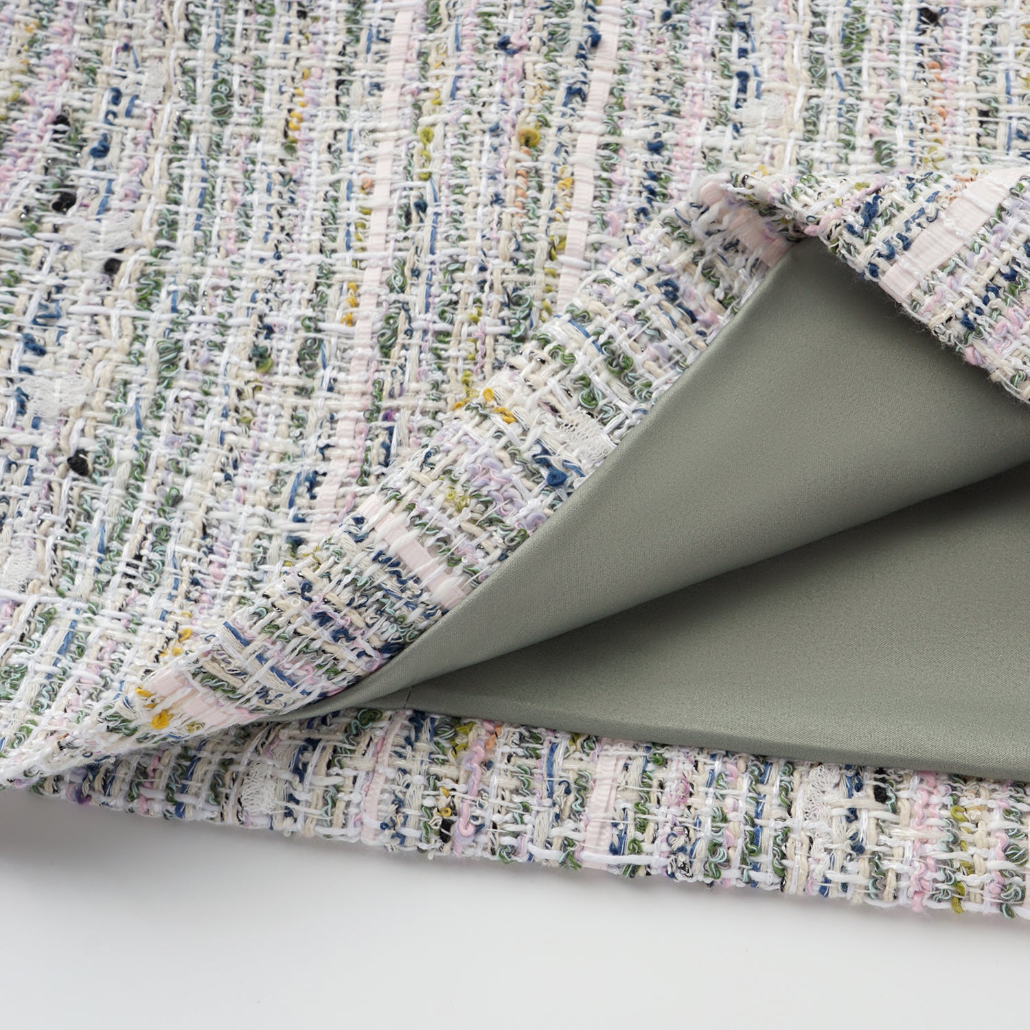 “Chelsea tea time.” 線韻肌理條織花呢背心洋裝—Sherry de Rosée香露雪莉