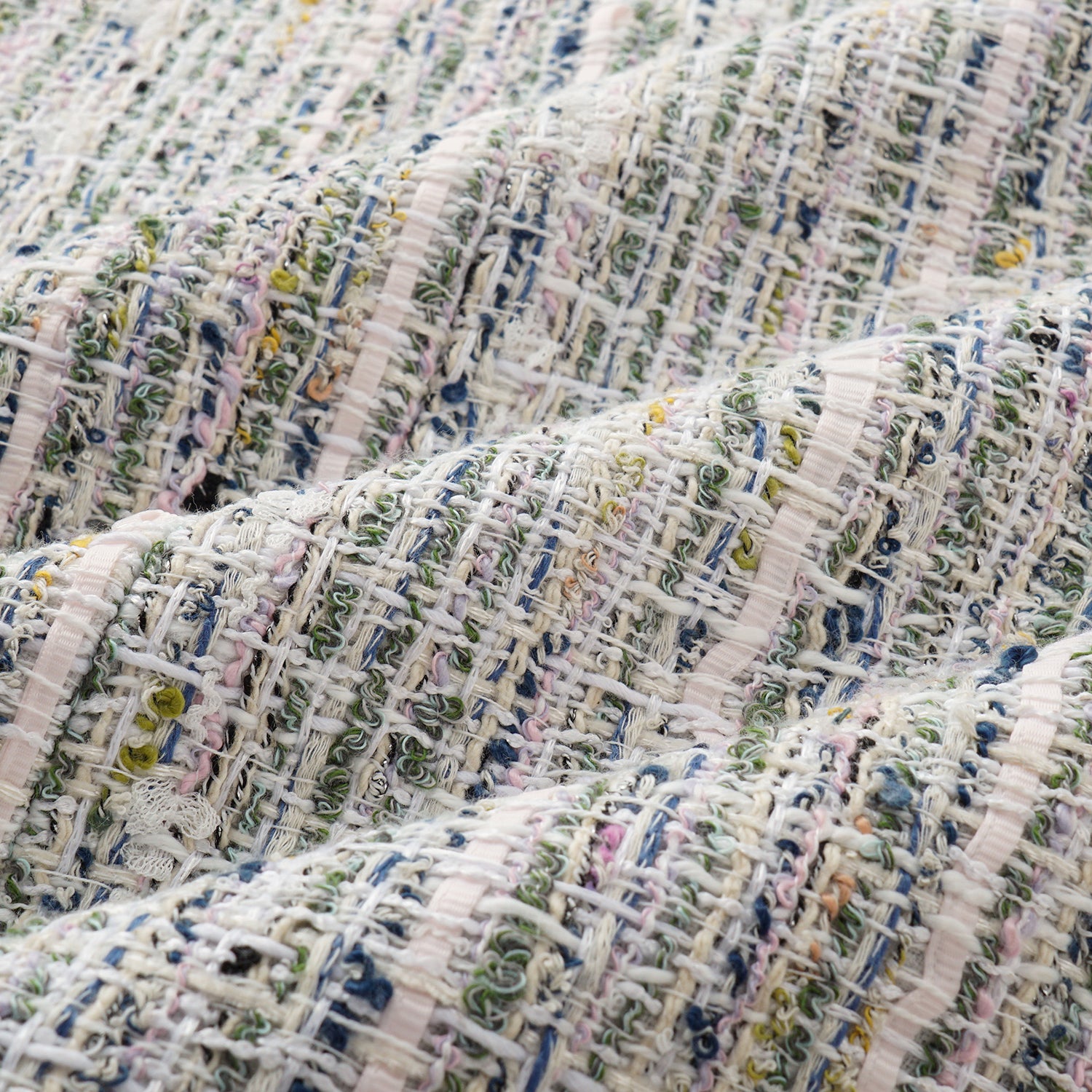 “Chelsea tea time.” 線韻肌理條織花呢背心洋裝—Sherry de Rosée香露雪莉