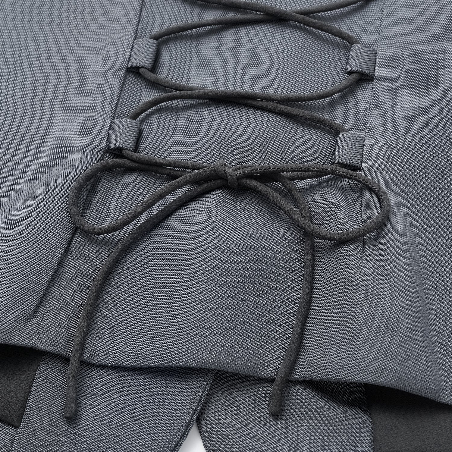 "Speak Sleek" 奢華輕薄麻感肌理醋酸綁帶西裝馬甲背心—Cloud