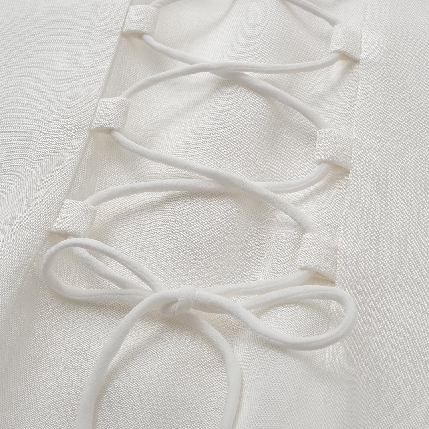 "Speak Sleek" 奢華輕薄麻感肌理醋酸綁帶西裝馬甲背心—Ivory