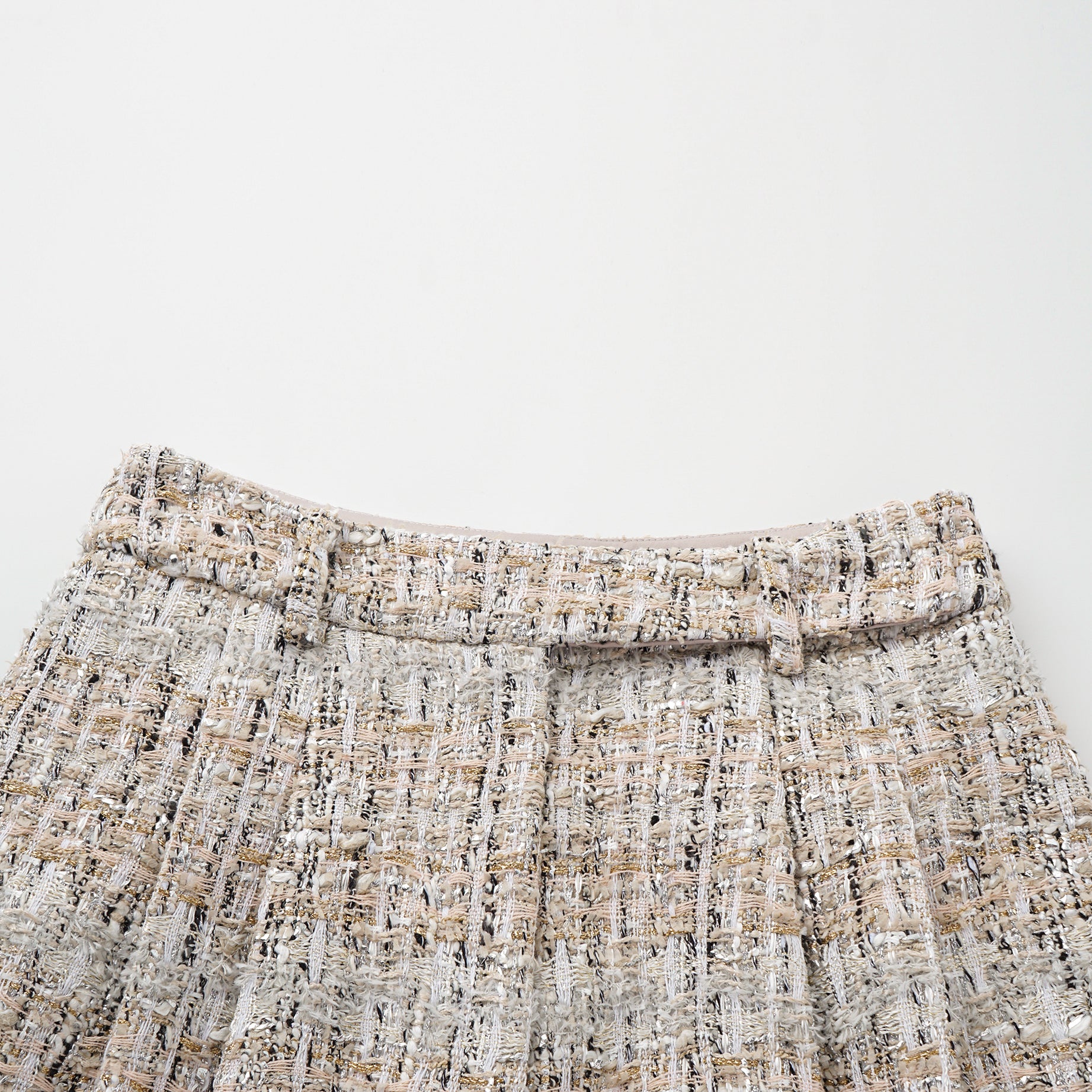 "Chelsea Citywalk." 法國棉紡節紗肌理花呢短褲—Uptown Gala上城晚宴