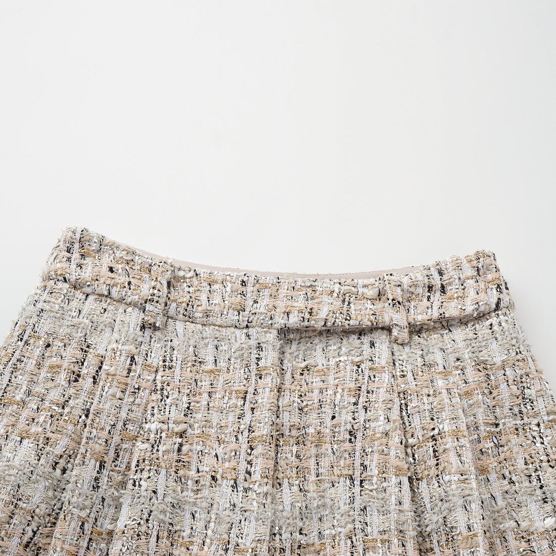 "Chelsea Citywalk." 法國棉紡節紗肌理花呢短褲—Uptown Gala上城晚宴