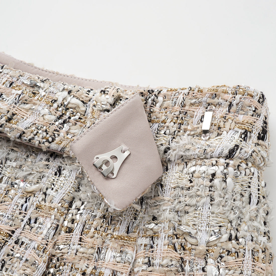 "Chelsea Citywalk." 法國棉紡節紗肌理花呢短褲—Uptown Gala上城晚宴