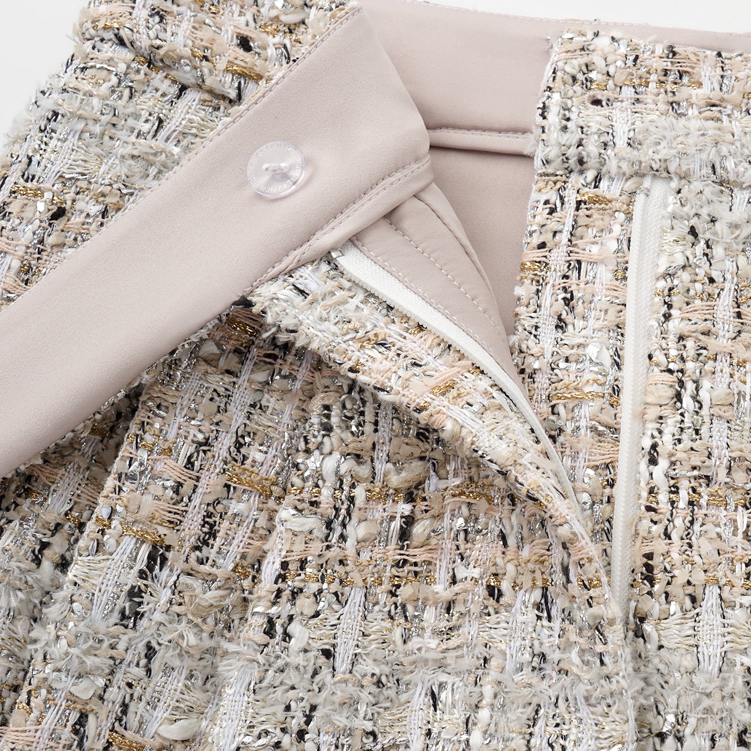 "Chelsea Citywalk." 法國棉紡節紗肌理花呢短褲—Uptown Gala上城晚宴