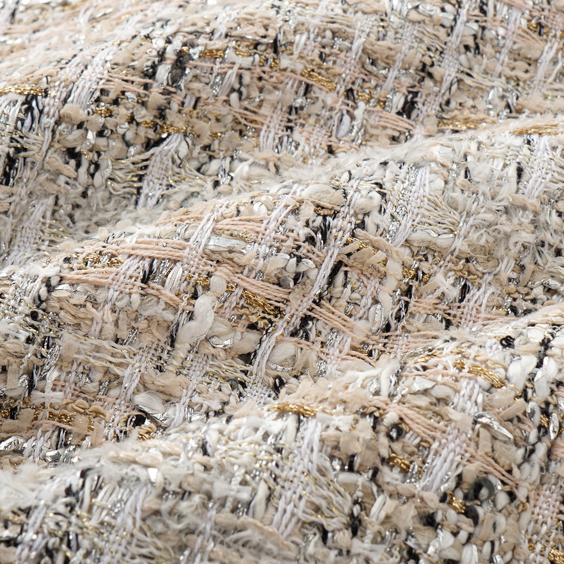 "Chelsea Citywalk." 法國棉紡節紗肌理花呢經典No.4外套—Uptown Gala上城晚宴