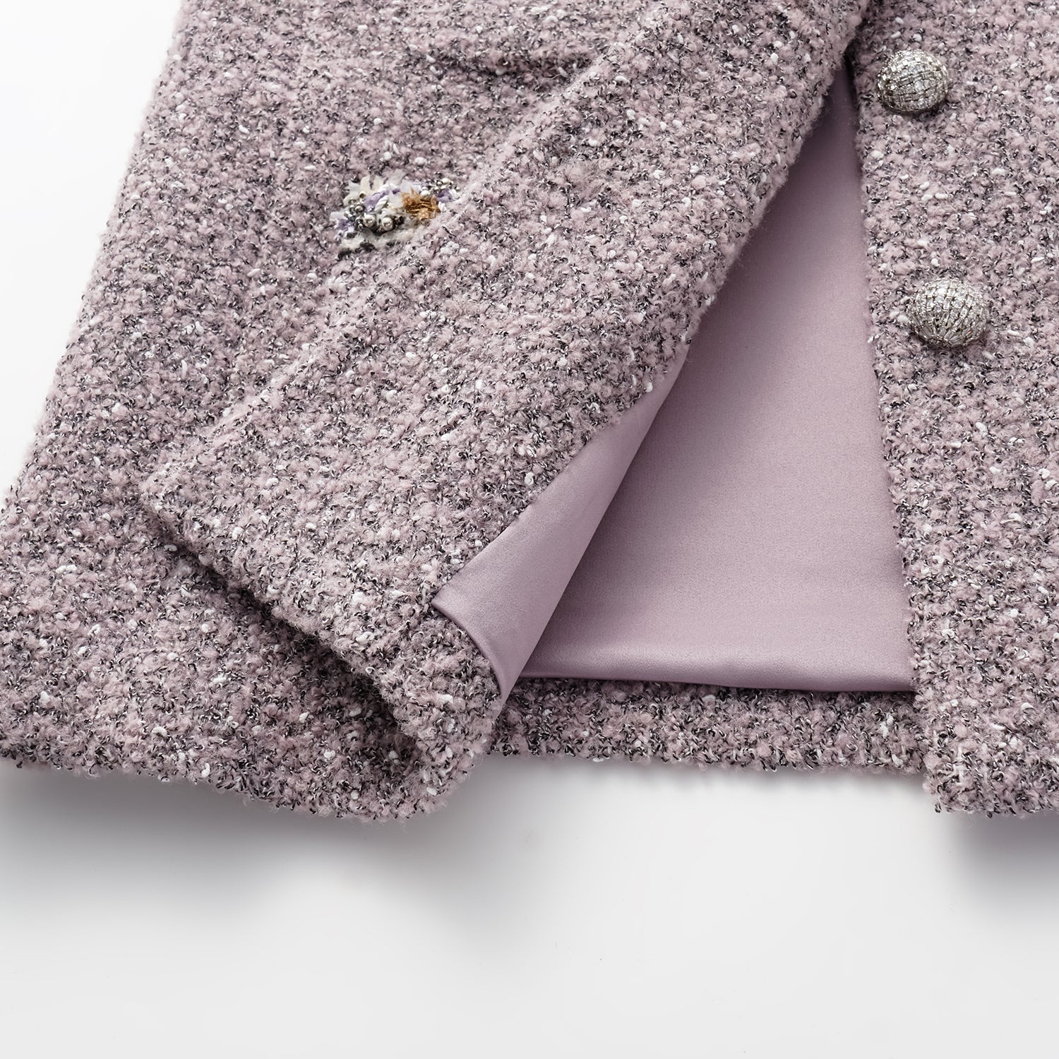 "Chelsea Citywalk." 義大利肌理工藝花呢經典No.6外套—Lavender Haze