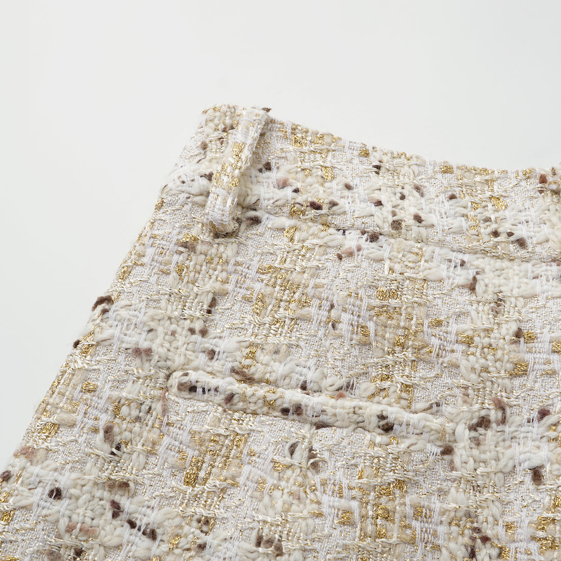 "Chelsea Citywalk." 法國經典絲金織藝花呢短褲—Gilded Lisbon金色里斯本