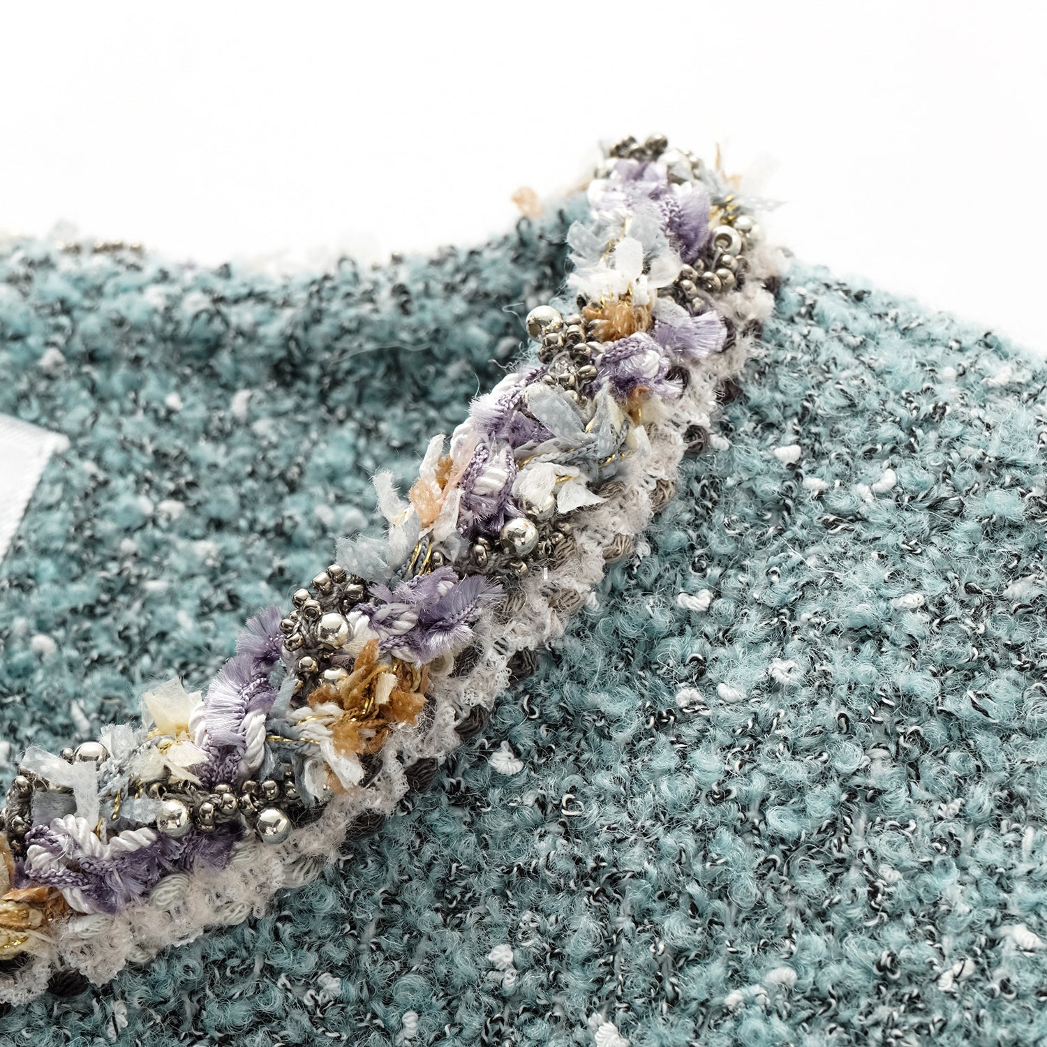 "Chelsea Citywalk." 義大利肌理工藝花呢經典No.6外套—Glacier Dream