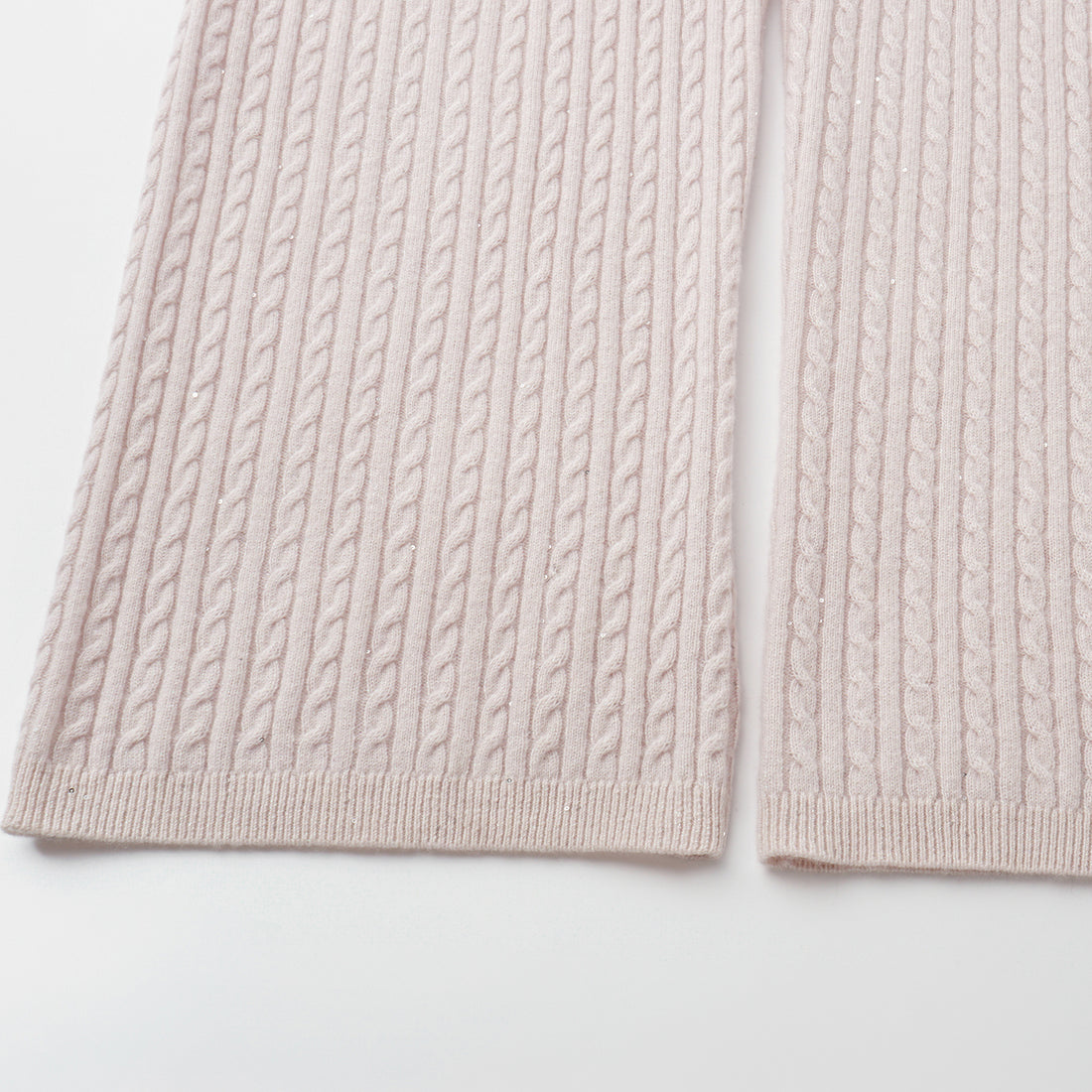 “Autumn Diary” 100% Cashmere 亮片麻花編織針織長褲—Blush Peony玫瑰晨露