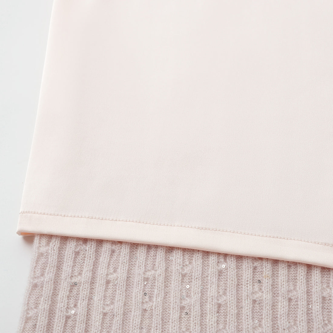 “Autumn Diary” 100% Cashmere 亮片麻花編織針織長褲—Blush Peony玫瑰晨露