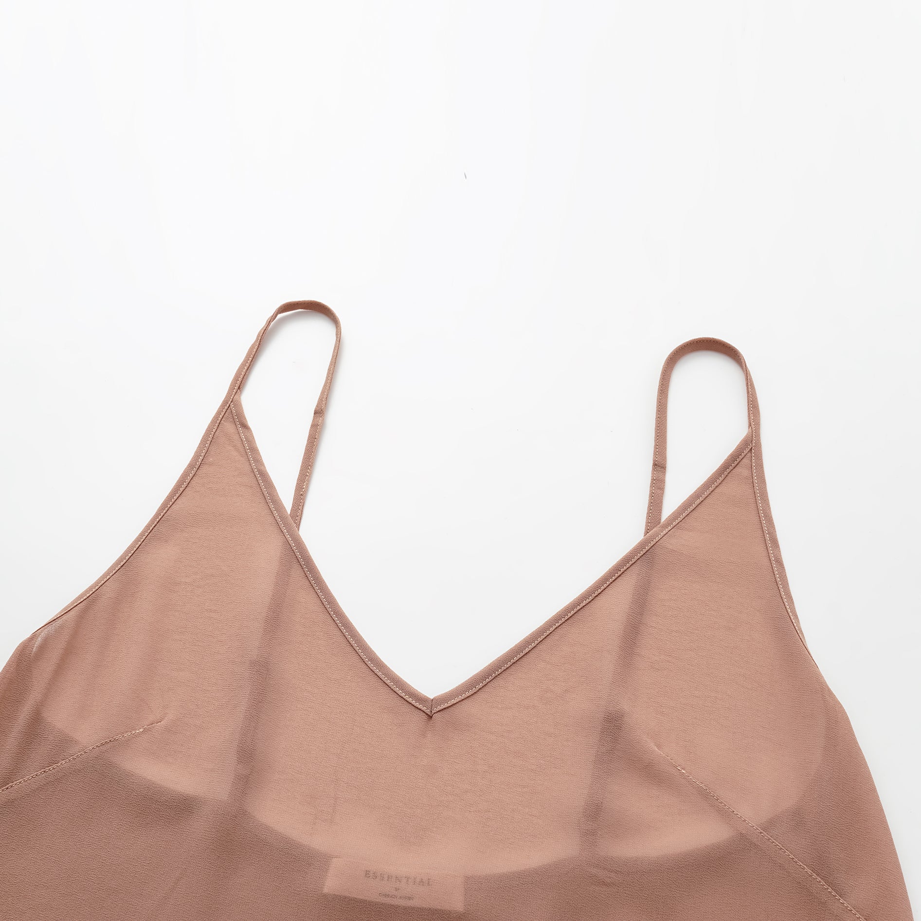 “Welcome to my party.” 絨花刺繡工藝細肩帶背心—Champagne