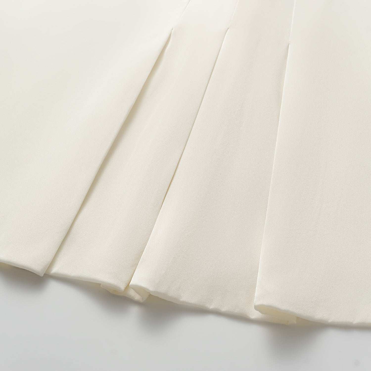 "慵倚春意" 100% 桑蠶絲雪紡立體剪裁國風罩衫—晨曦白