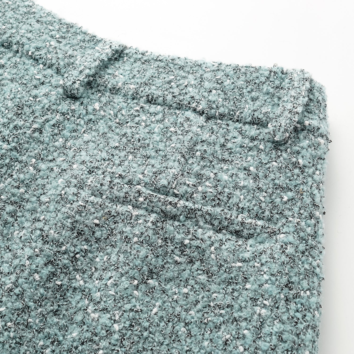 "Chelsea Citywalk." 義大利肌理工藝花呢短褲—Glacier Dream