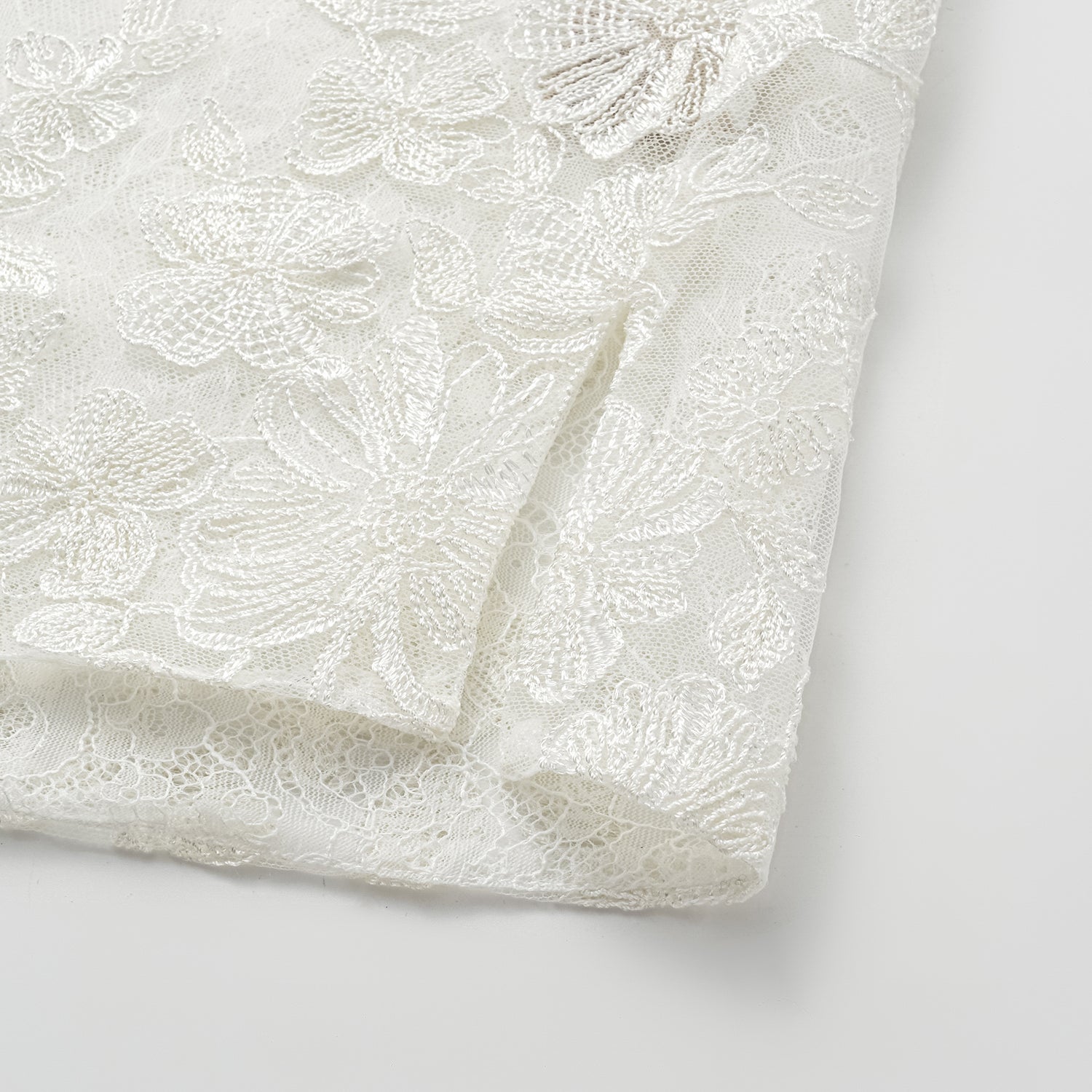 “春裳雅集” 立體刺繡工藝蕾絲國風短袖上衣