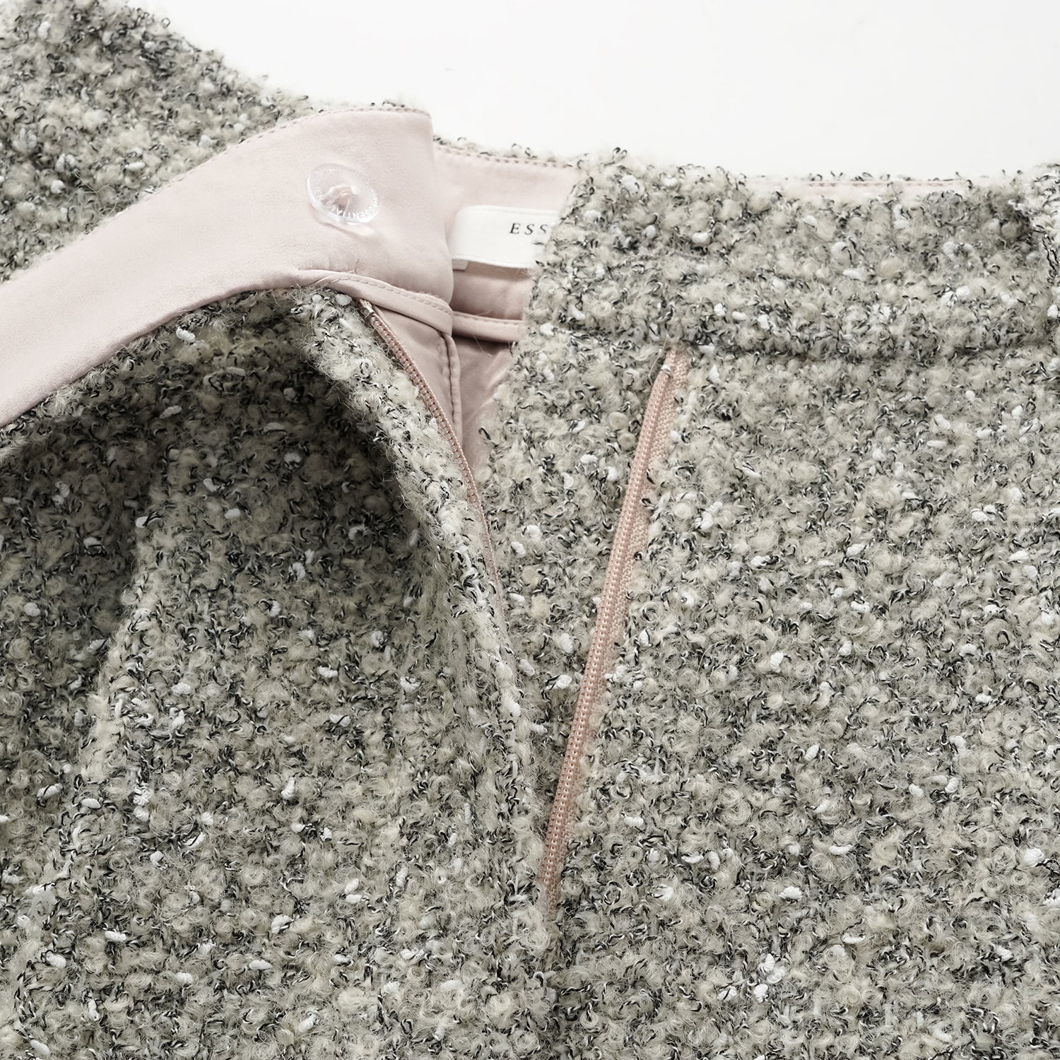 "Chelsea Citywalk." 義大利肌理工藝花呢短褲—Silver Ash