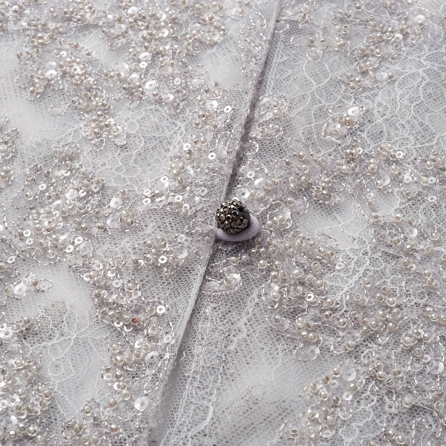 “茶宴” 奢華珠綉蕾絲輕國風披肩外套—Silver