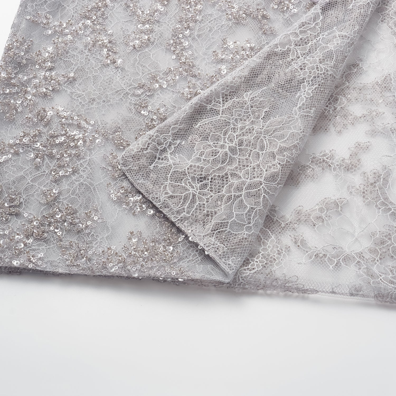 “茶宴” 奢華珠綉蕾絲輕國風披肩外套—Silver