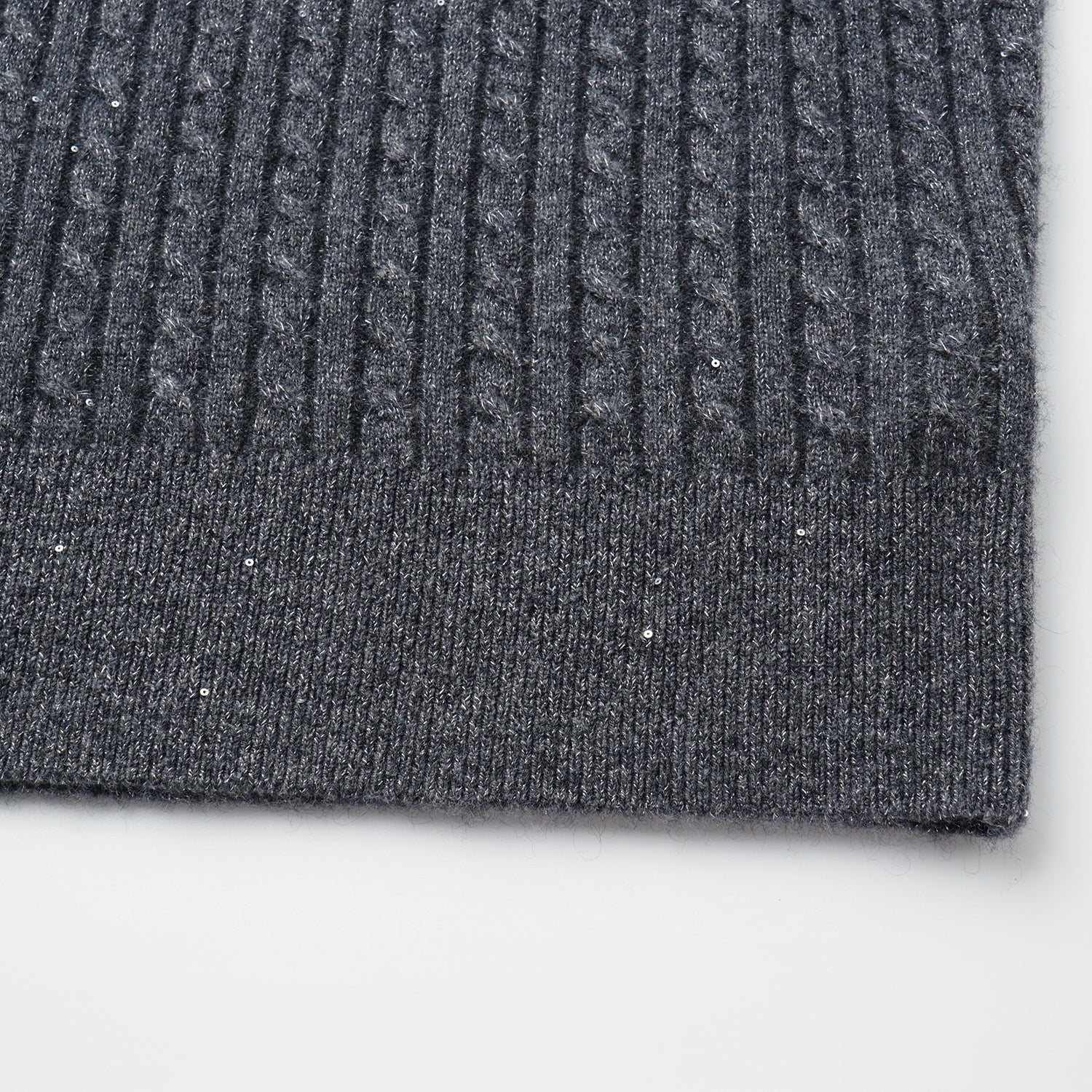 “Autumn Diary” 100% Cashmere 亮片麻花編織針織背心—Cedar Smoke雪松煙衫