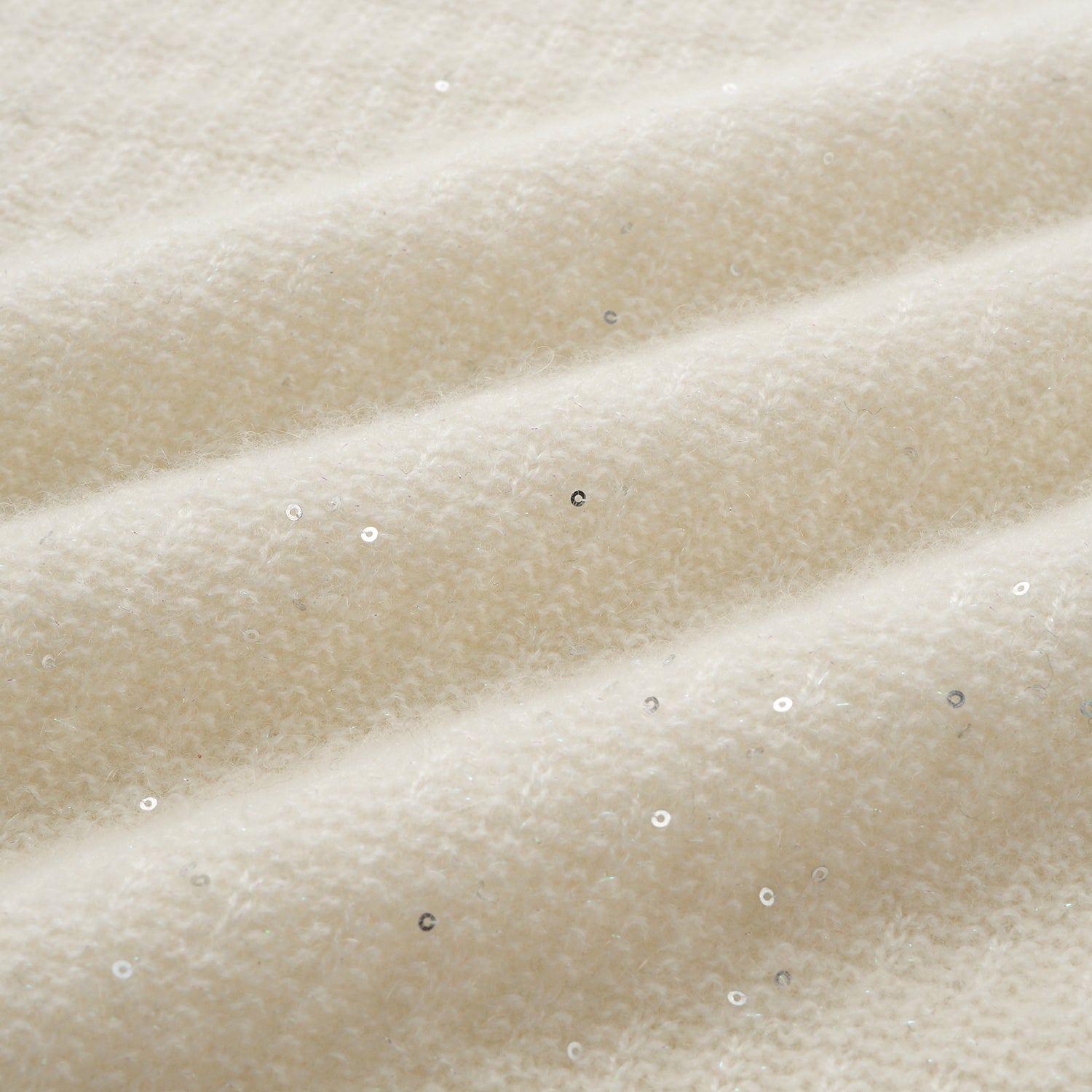 “Autumn Diary” 100% Cashmere極細絨柔星點低弧領針織上衣—Velour Moonlight絲絨月光