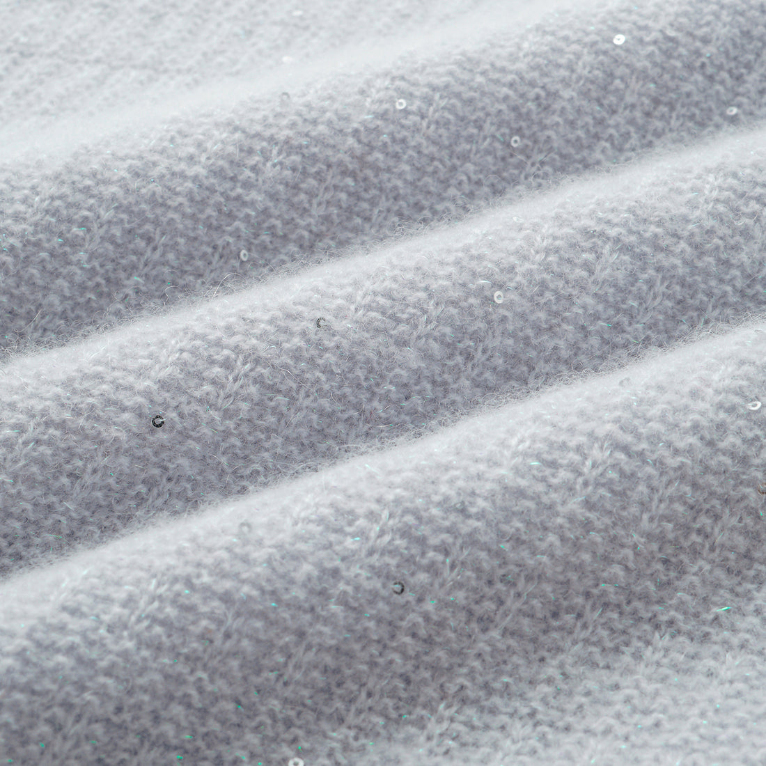 “Autumn Diary” 100% Cashmere極細絨柔星點低弧領針織上衣—Nebula Veil霧影星河