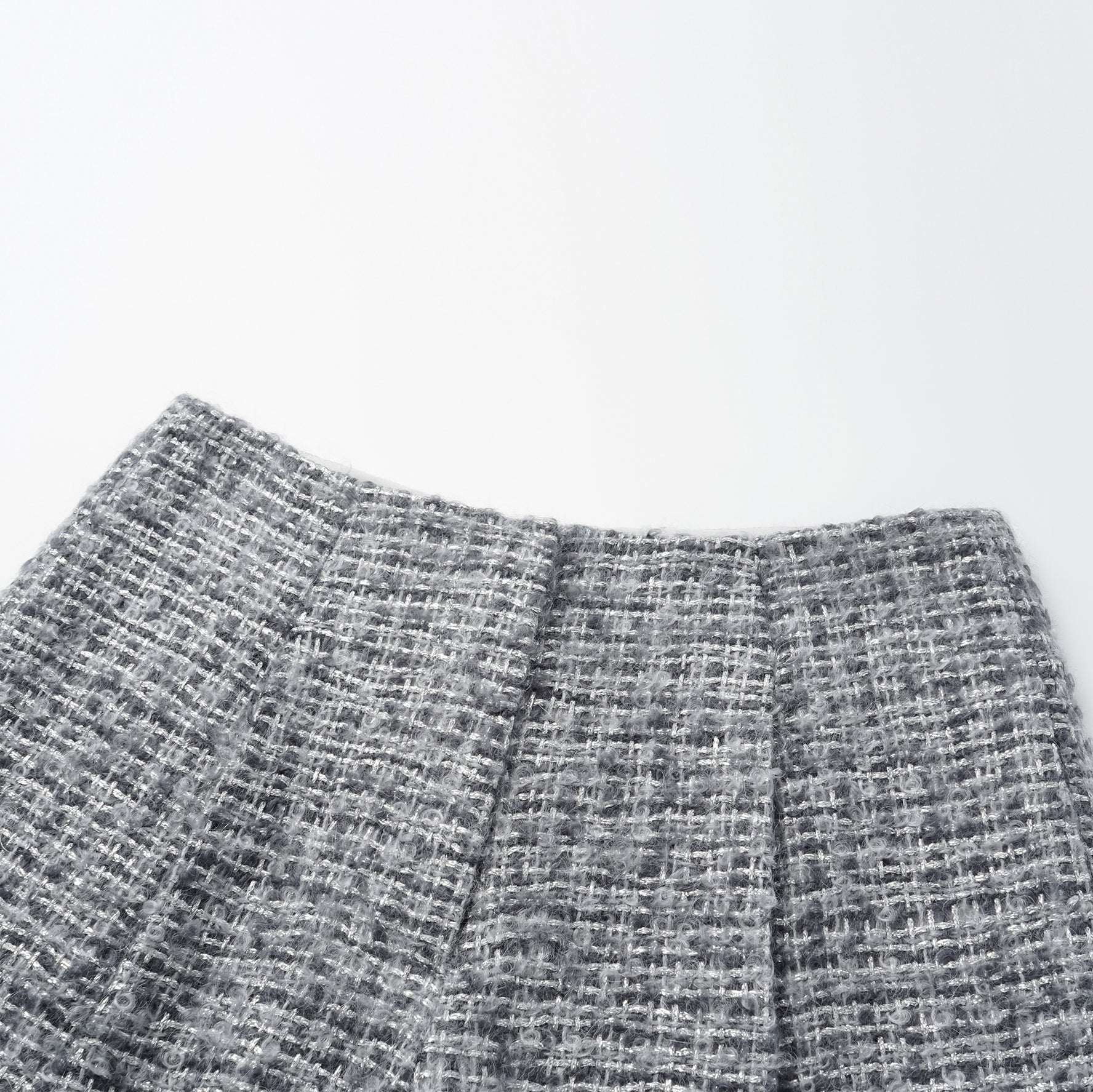 “Breeze boucle" 英國頂級輕薄花呢短褲—Starlit Smoke