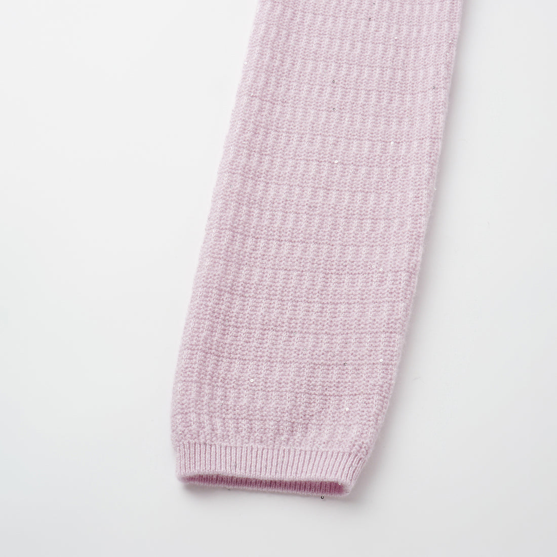 “Autumn Diary” 100% Cashmere極細絨柔星點低弧領針織上衣—Lilac Dawn紫丁曙夢