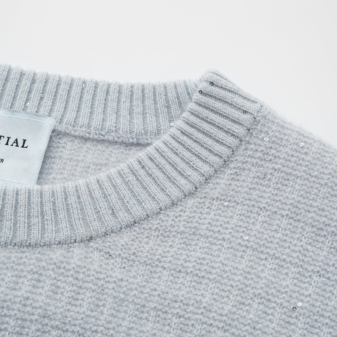 “Autumn Diary” 100% Cashmere極細絨柔星點針織上衣—Nebula Veil霧影星河