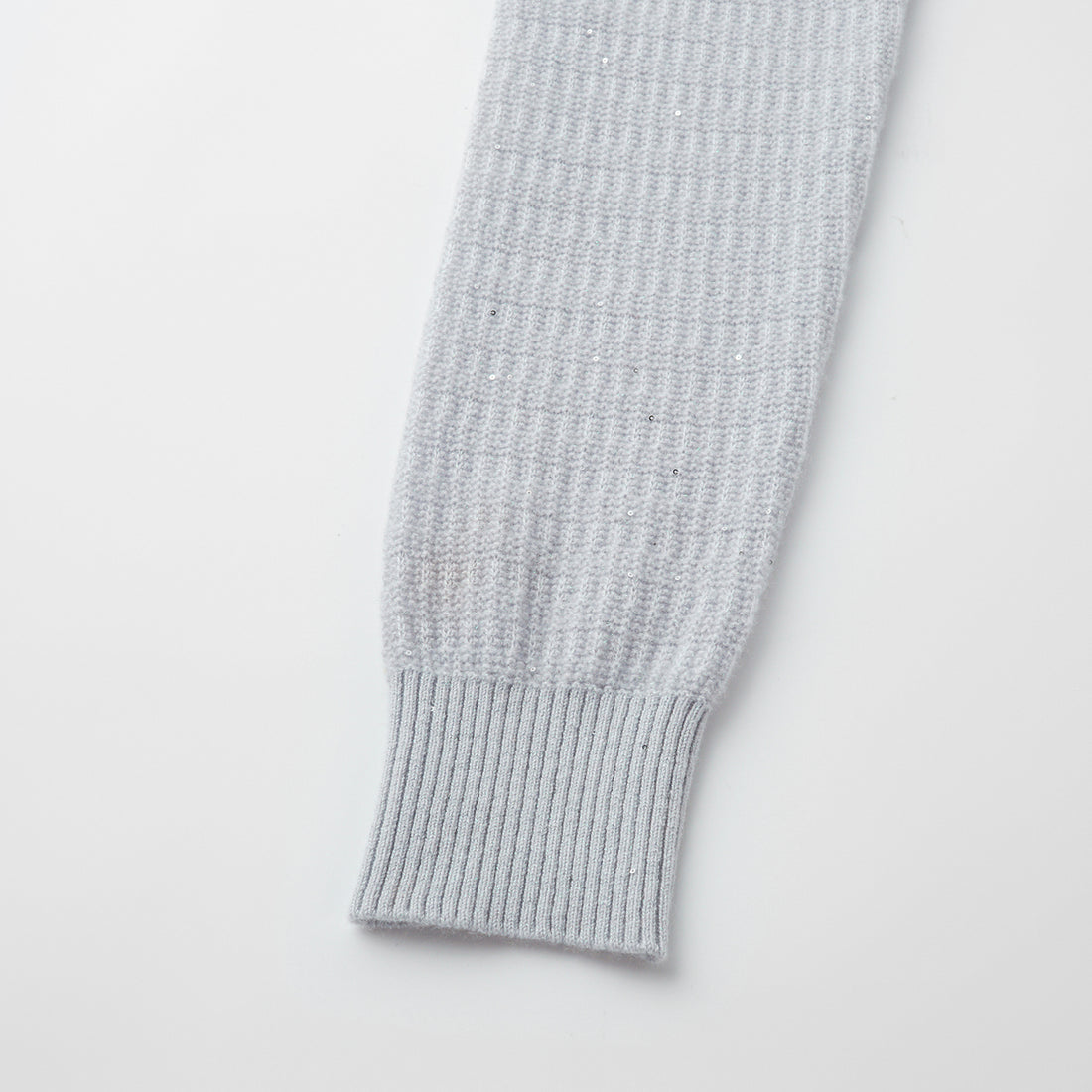 “Autumn Diary” 100% Cashmere極細絨柔星點針織上衣—Nebula Veil霧影星河