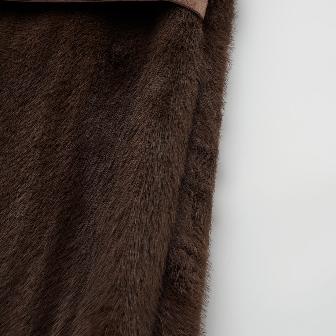 “Imperial Gala” 柔奢霧絨環保皮草長版馬甲背心—Velvet Mink錦貂流華