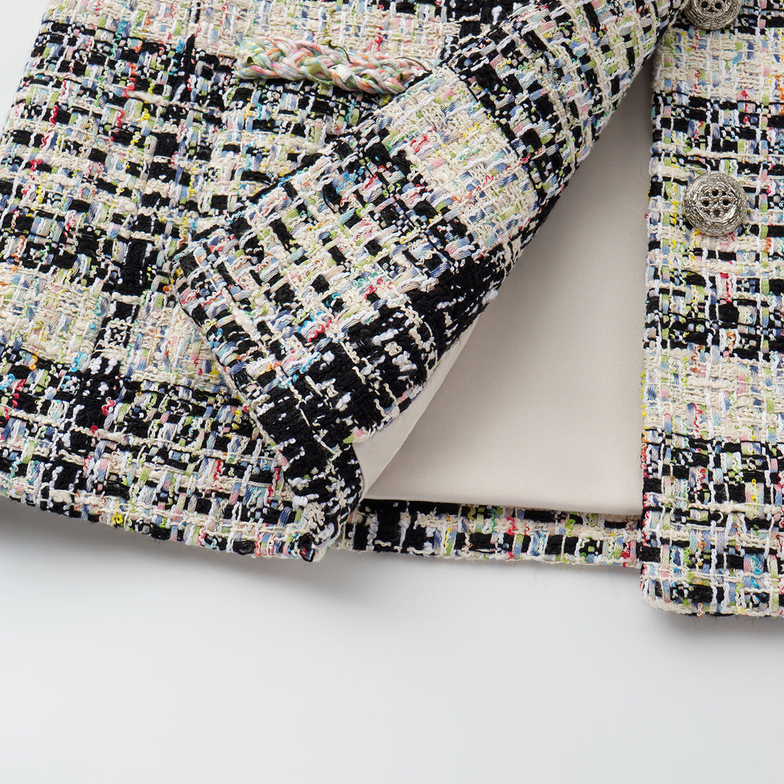 "Chelsea Citywalk." 法國高級訂製棉紡花呢經典No.6外套—Manhattan Nights曼哈頓之夜