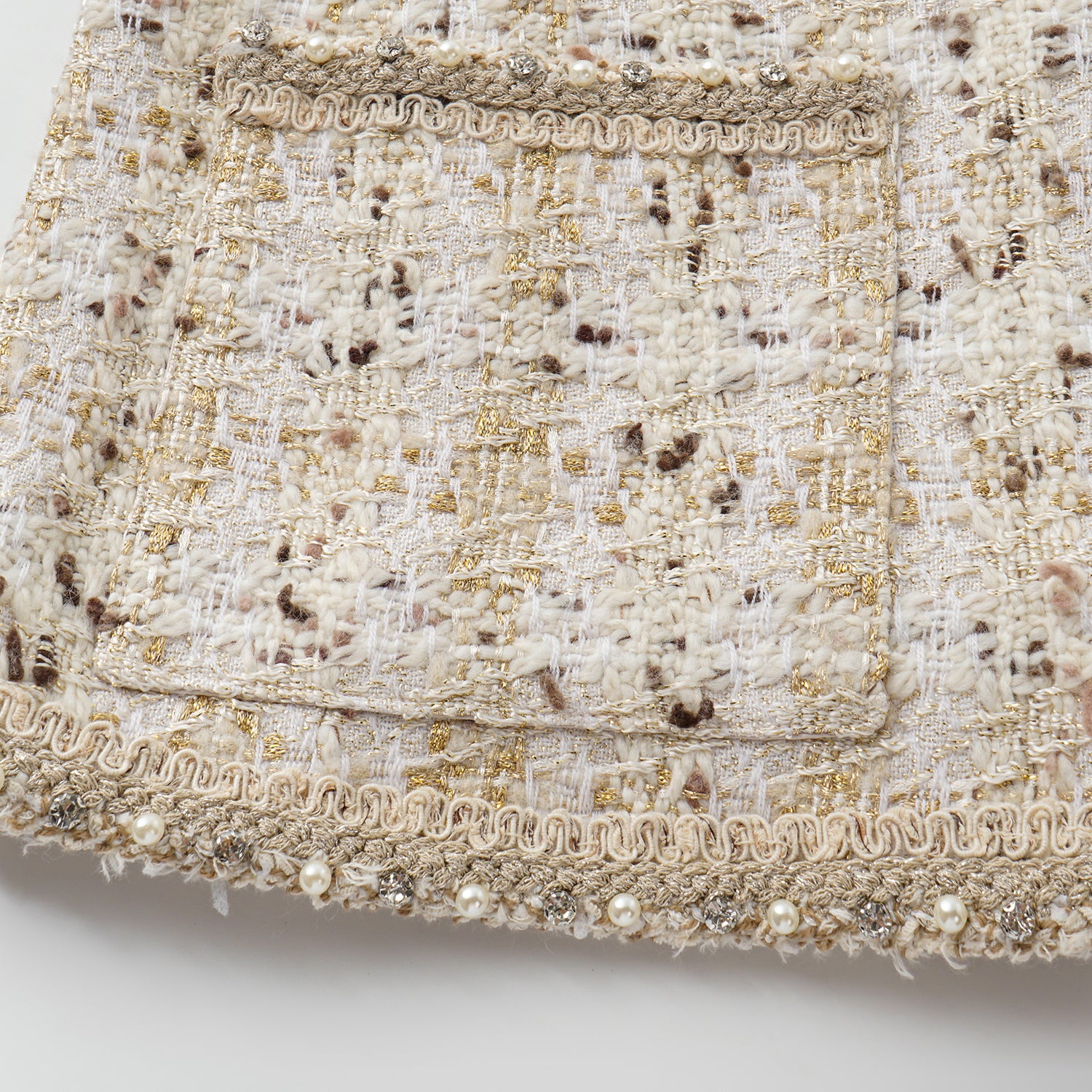 "Chelsea Citywalk." 法國花呢經典No.4外套—Gilded Lisbon金色里斯本