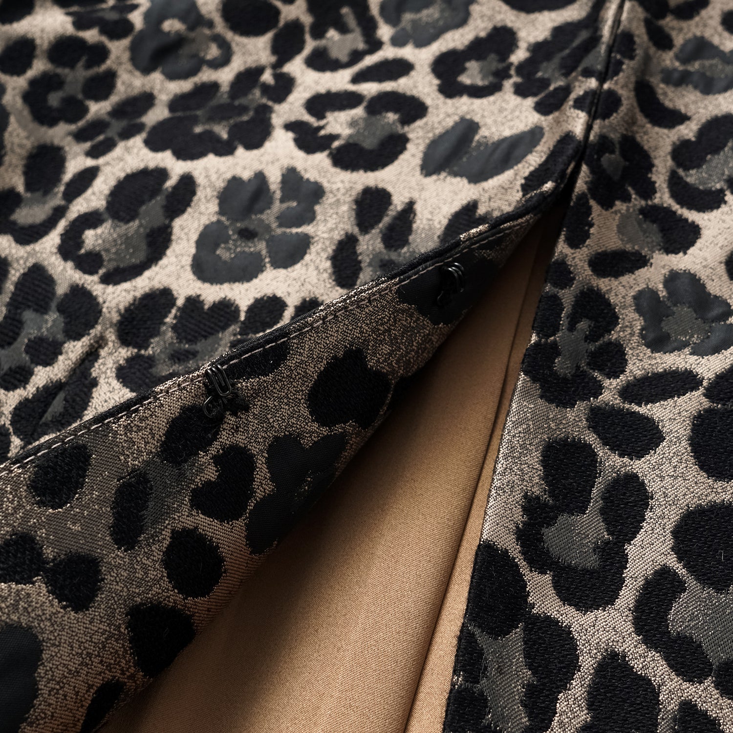 義大利羊毛提花立體剪裁新中式外套