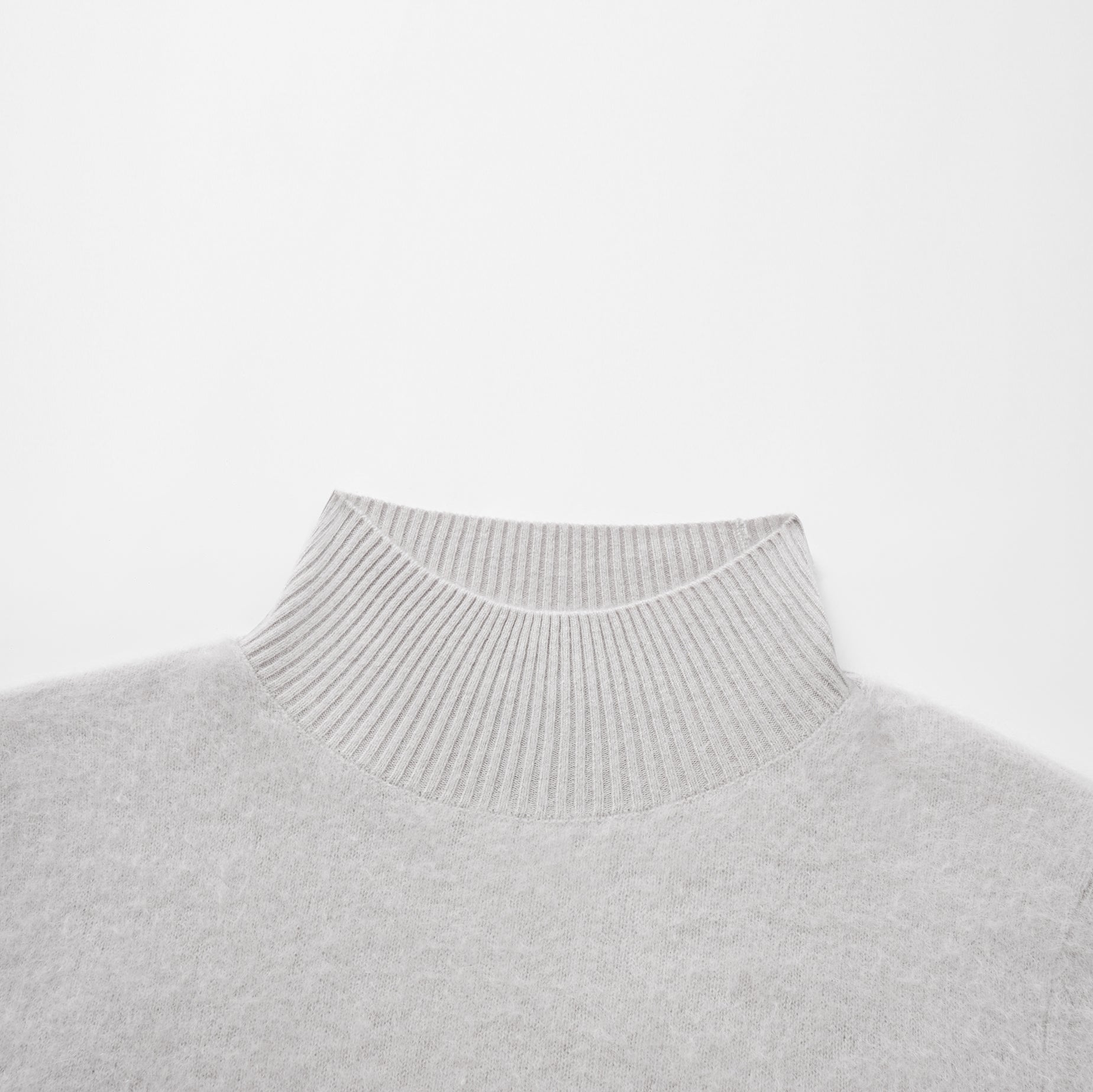 “Winter Diary” 100%Cashmere極細絨柔梳纖工藝立領五分袖上衣—Soft Lavender柔霧薰紫