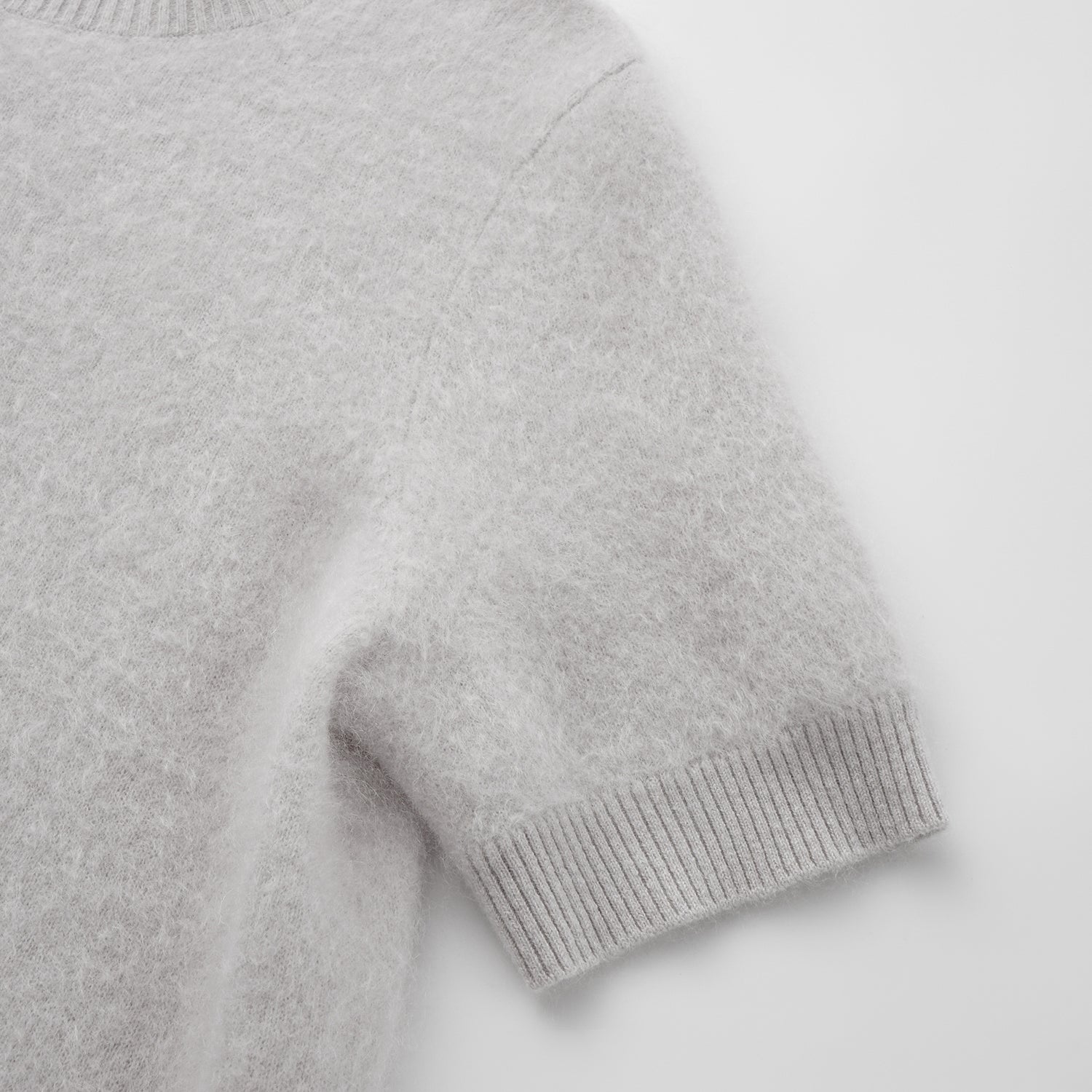 “Winter Diary” 100%Cashmere極細絨柔梳纖工藝立領五分袖上衣—Soft Lavender柔霧薰紫