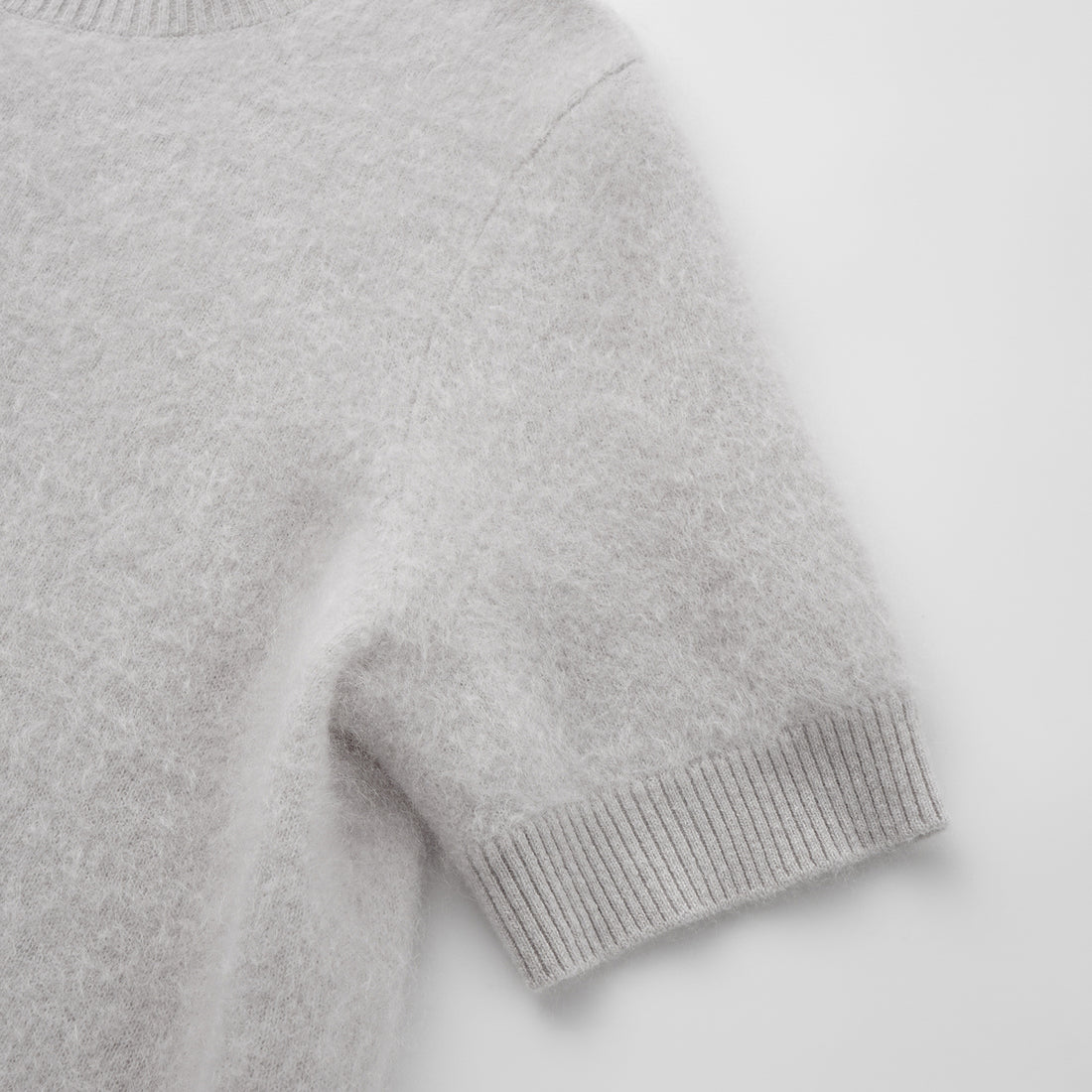 “Winter Diary” 100%Cashmere極細絨柔梳纖工藝立領五分袖上衣—Soft Lavender柔霧薰紫